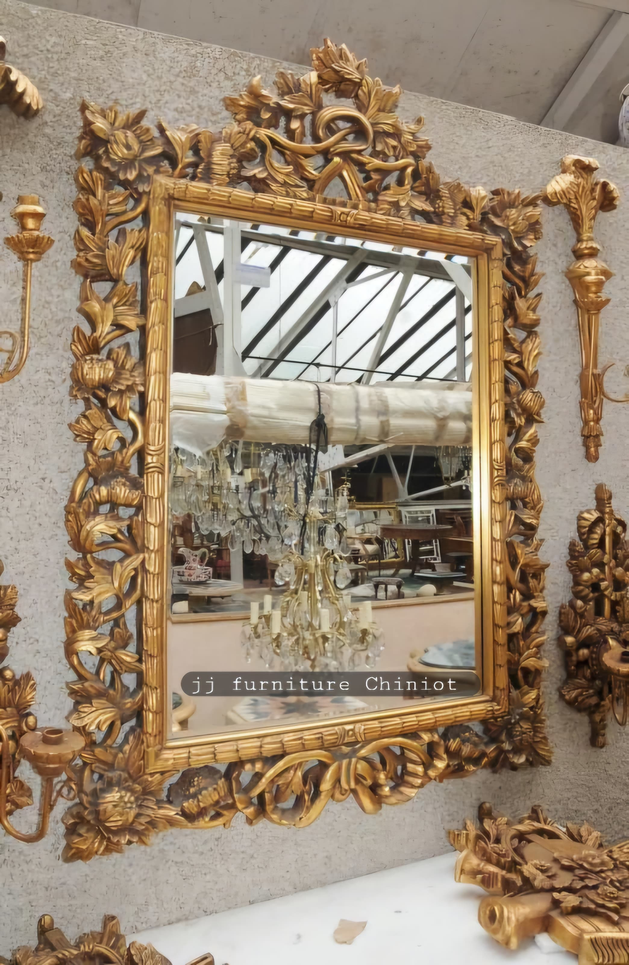 Carving Wall Mirror by JJ Furniture Chiniot – Handcrafted Elegance for Your Home