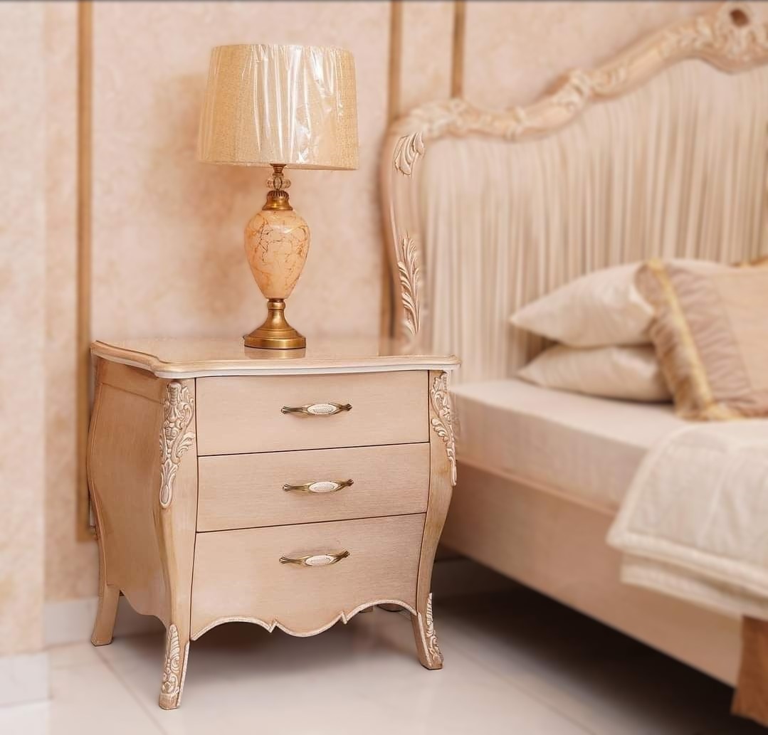 Luxury Bed Set by JJ Furniture Chiniot – Best Price & Latest Design 2025 in Pakistan - Image 4