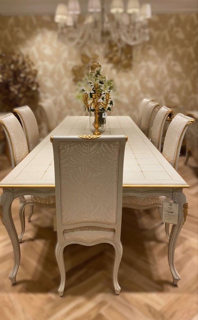 Royal Dining Set